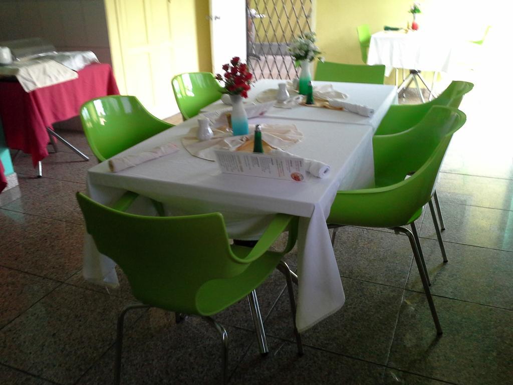 Pg Quality Inn Τζώρτζταουν Εξωτερικό φωτογραφία