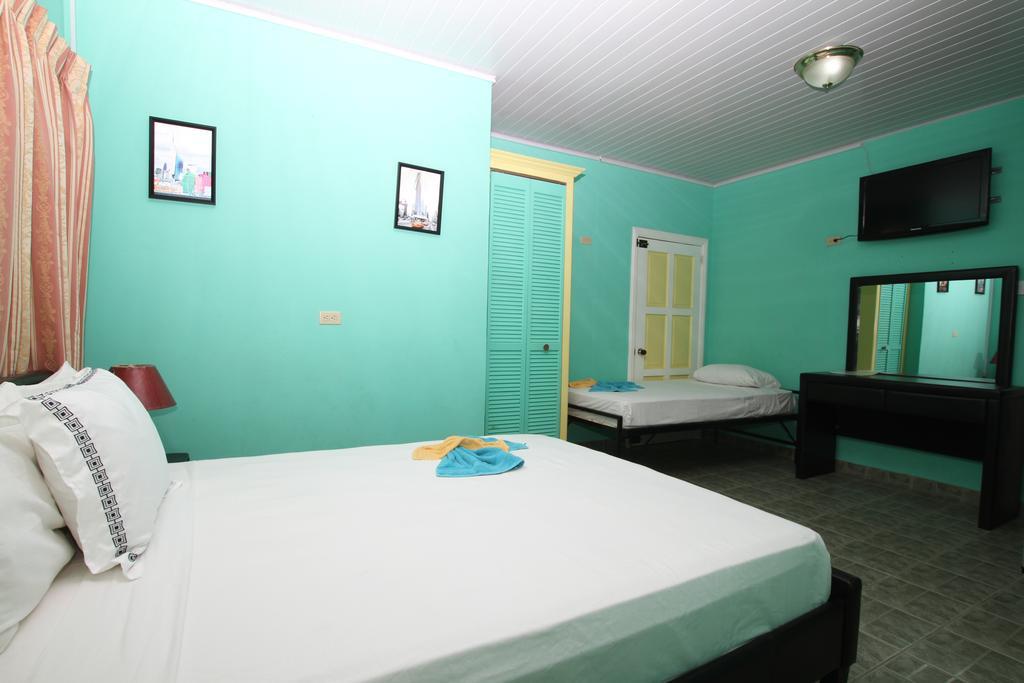 Pg Quality Inn Τζώρτζταουν Εξωτερικό φωτογραφία